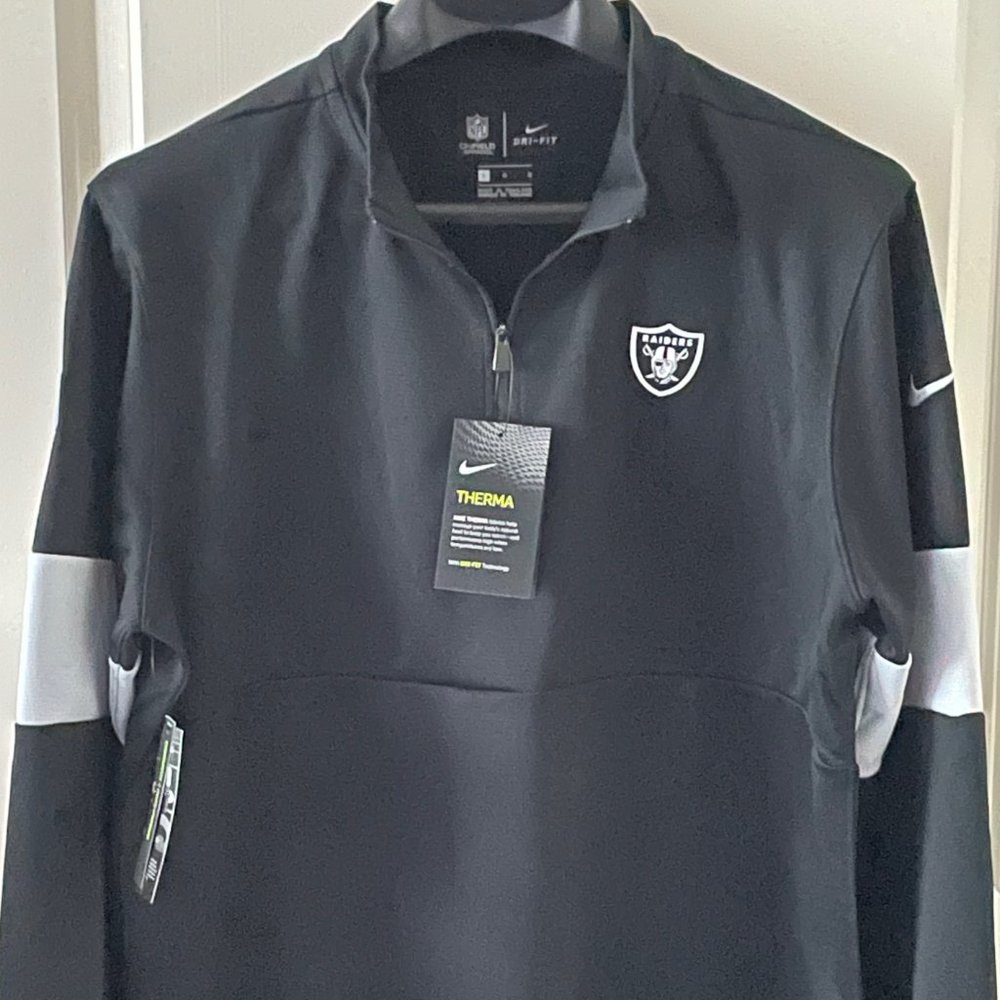 Nike L Black LV Raiders Therma LS On Field Jacket